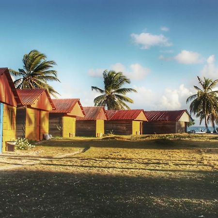 San Blas Wild Bed and Breakfast Mamartupo Buitenkant foto